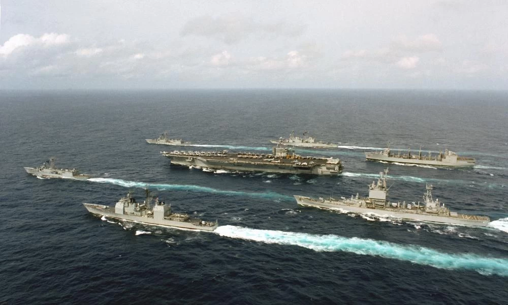 Οπλισμένο με μαχητικά F-35C, το αεροπλανοφόρο USS Abraham Lincoln αποστέλλεται στον Ινδο-Ειρηνικό εν μέσω της κινεζικής επεκτατικότητας